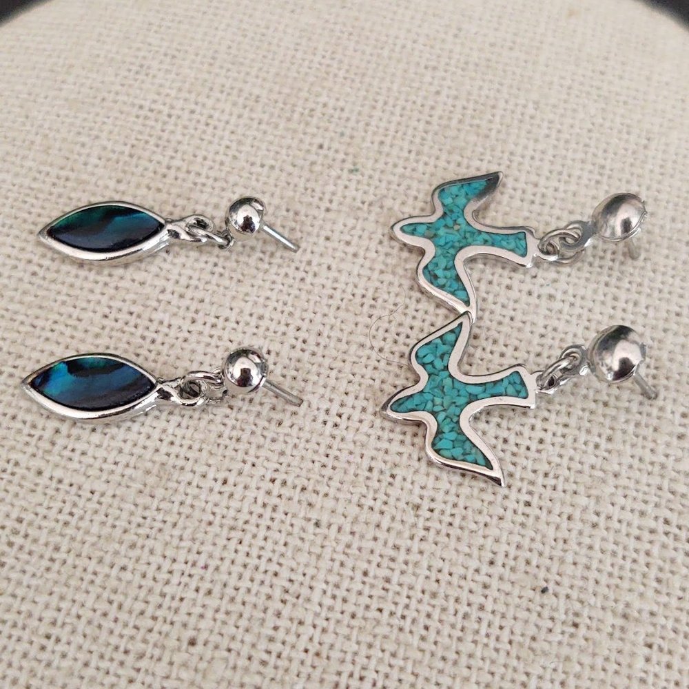 2 pairs of small silver and blue dangle earrings - Picture 5 of 6